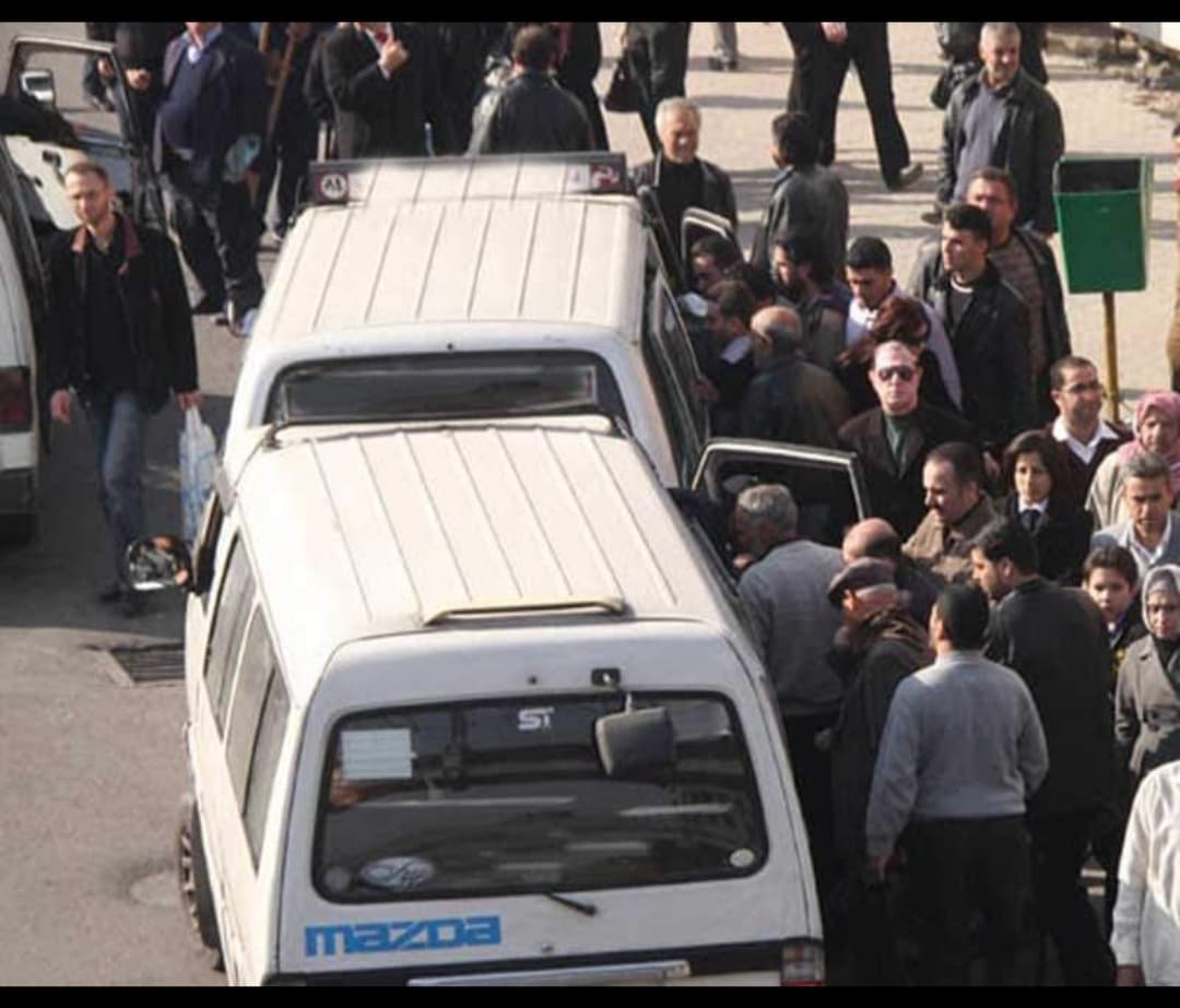 من أحد شوارع دمشق