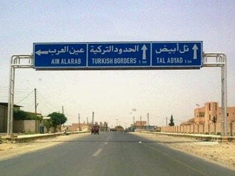 اشتباكات بين وحدات الحماية والجيش التركي قرب تل أبيض
