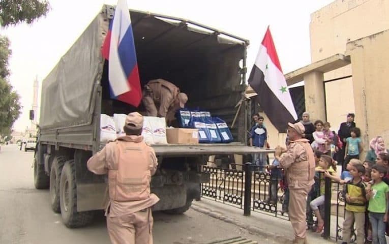 مركز حميميم: توزيع مساعدات غذائية  في حلب
