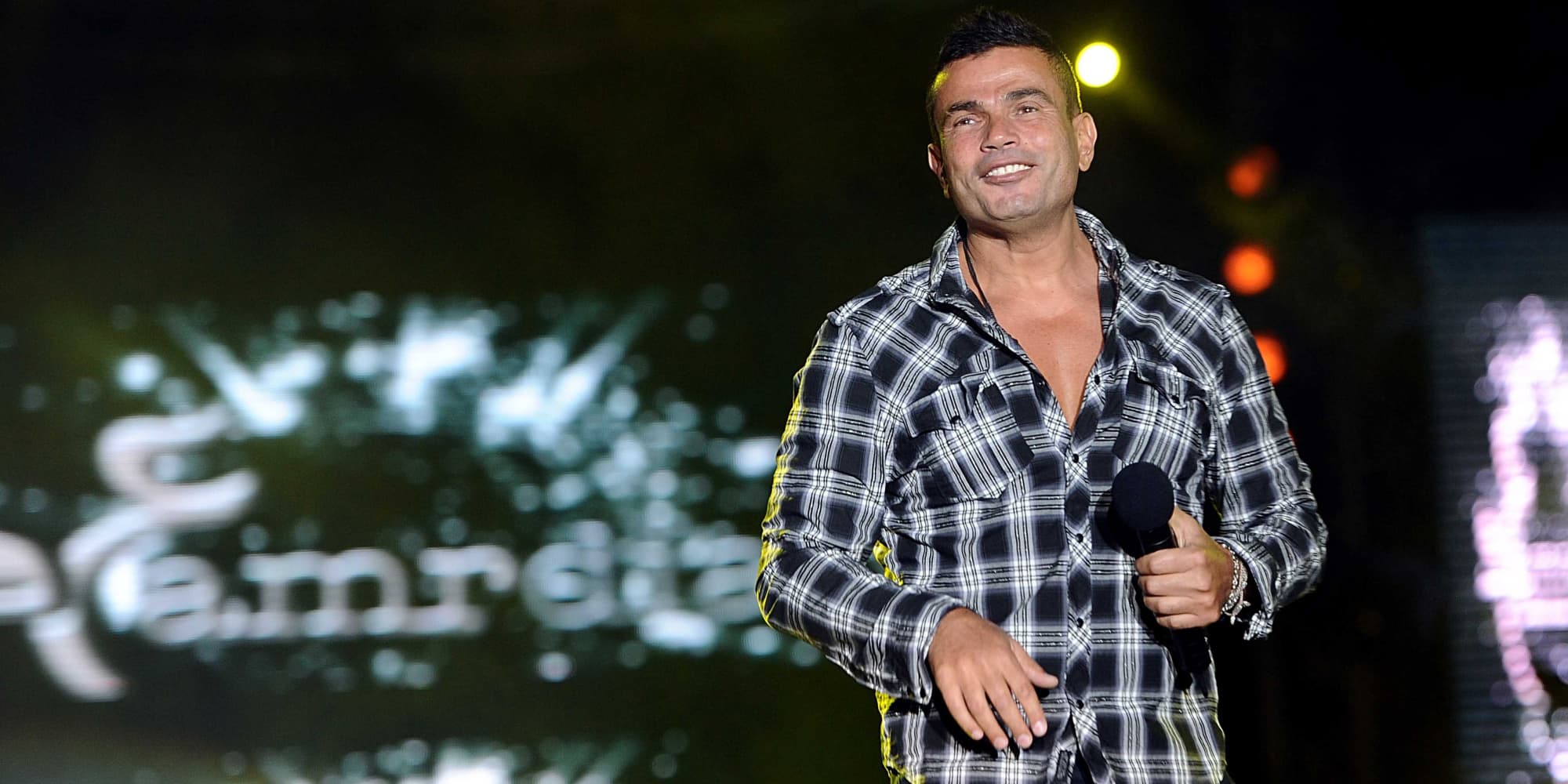 عمرو دياب مقدم برنامج تلفزيوني