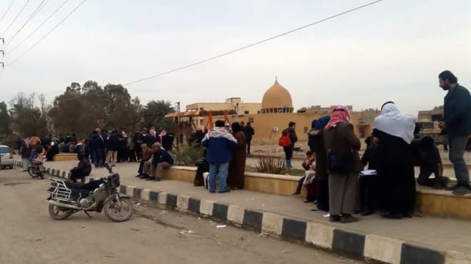 عودة عشرات من العائلات المهجرة إلى منازلها في ريف دير الزور
