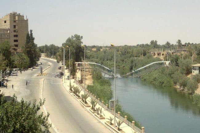 أمطار غزيرة وتشكل سيول في دير الزور