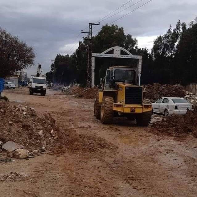 إزالة حواجز جديدة من مدينة حمص