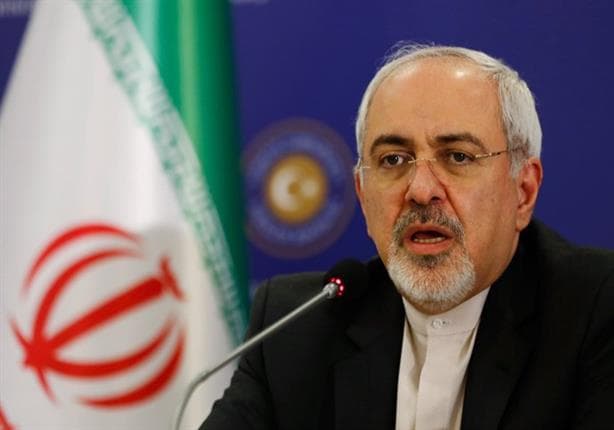 ظريف في أنقرة يؤكد: طهران ترغب بتسوية المشاكل في سورية عبر الحوار