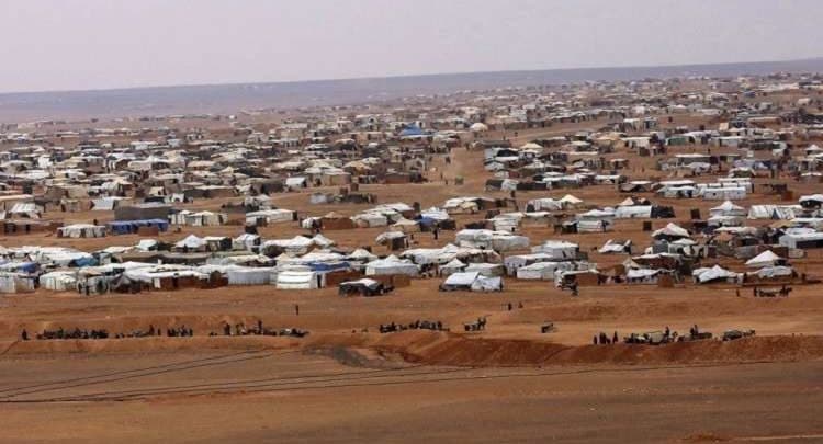 رئيس مركز حميميم: وتيرة خروج لاجئي الركبان تراجعت