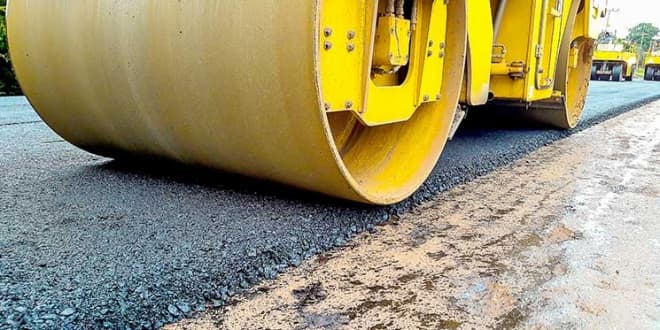 مديرية الصيانة باللاذقية: أعمال صيانة الشوارع مستمرة ولكننا ملتزمون باعتمادات مادية محددة