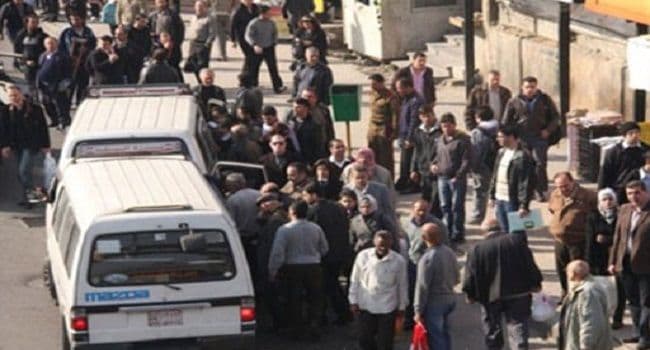 "خليلي مسافة" أحلام وردية داخل وسائل النقل