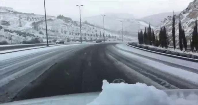 ما هي الطرق السالكة والمقطوعة بسبب الثلوج؟