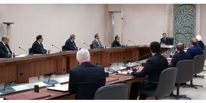 الرئيس الأسد يجتمع مع الفريق الحكومي المعني بمواجهة جائحة "كورونا"