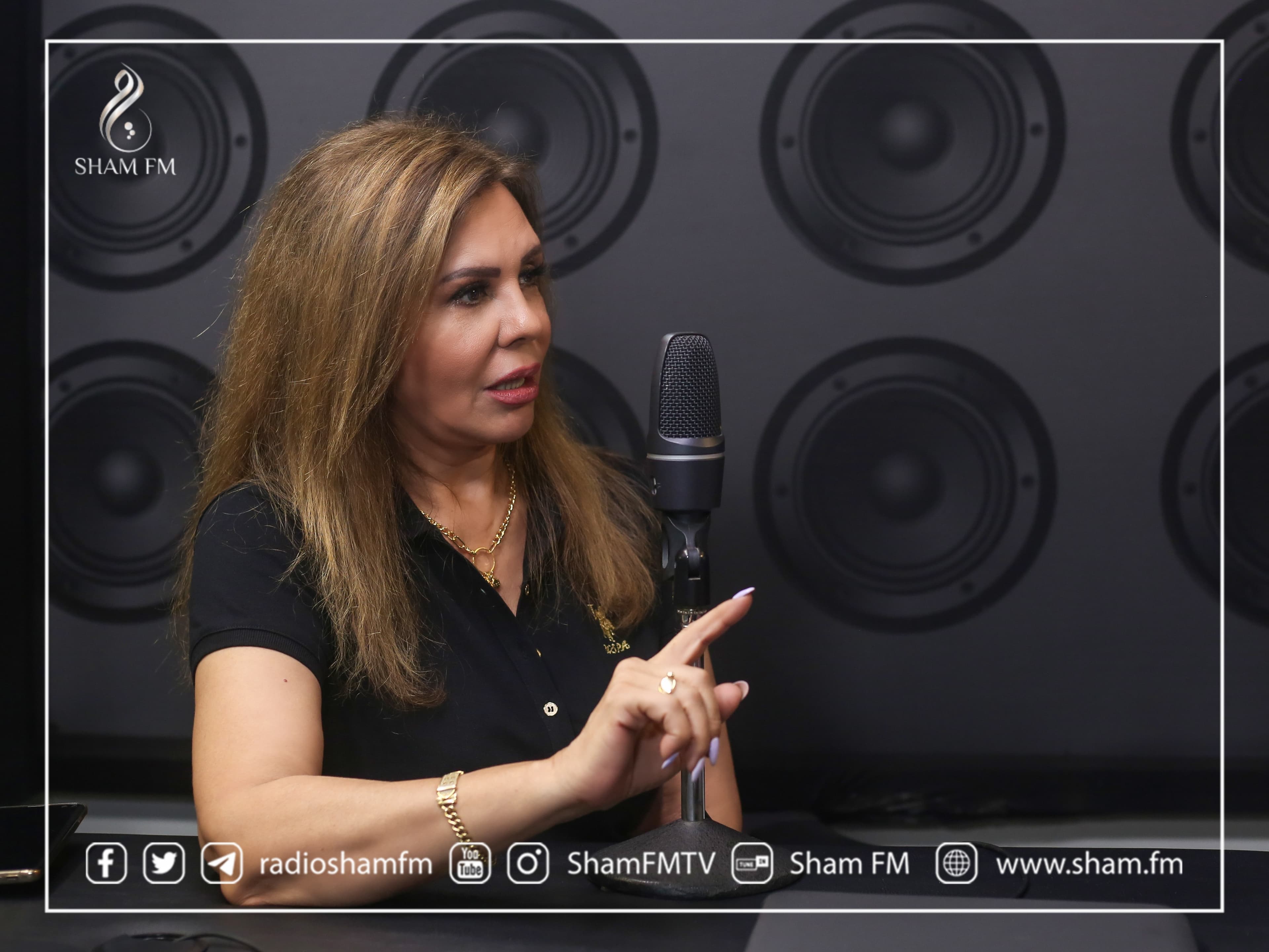 الفنانة سلمى المصري 