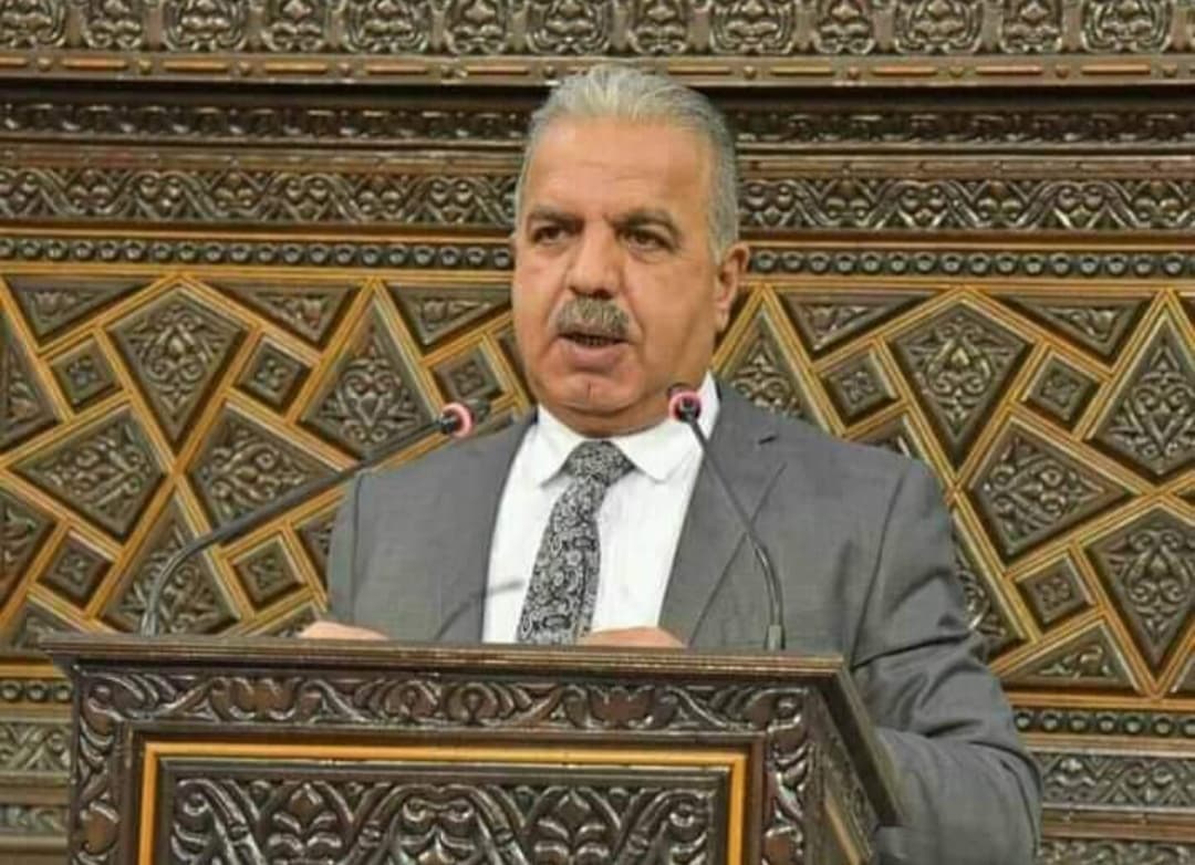 وزير الكهرباء