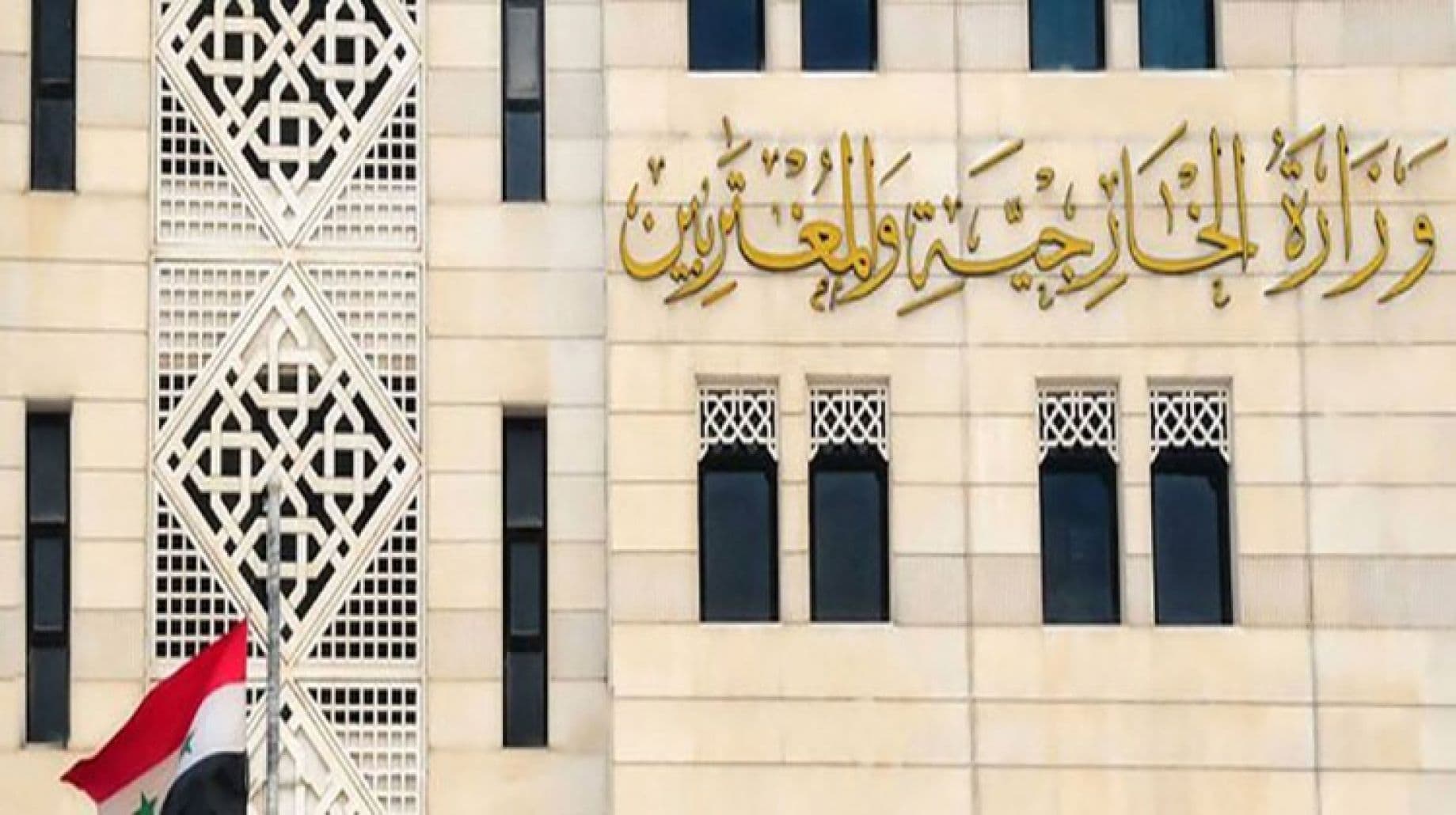 صالة التصديقات في الإدارة القنصلية تستقبل المواطنين خلال هذا الأسبوع