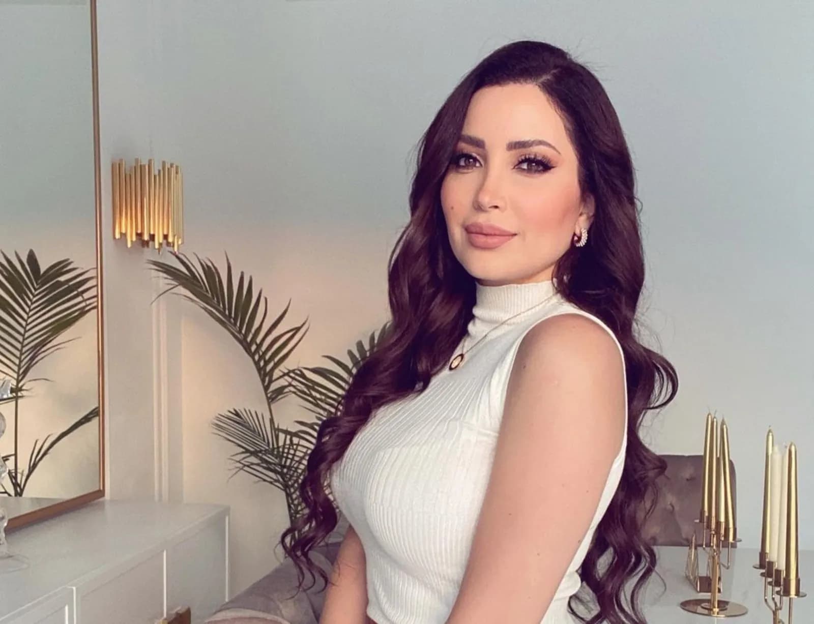 الممثلة السورية نسرين طافش