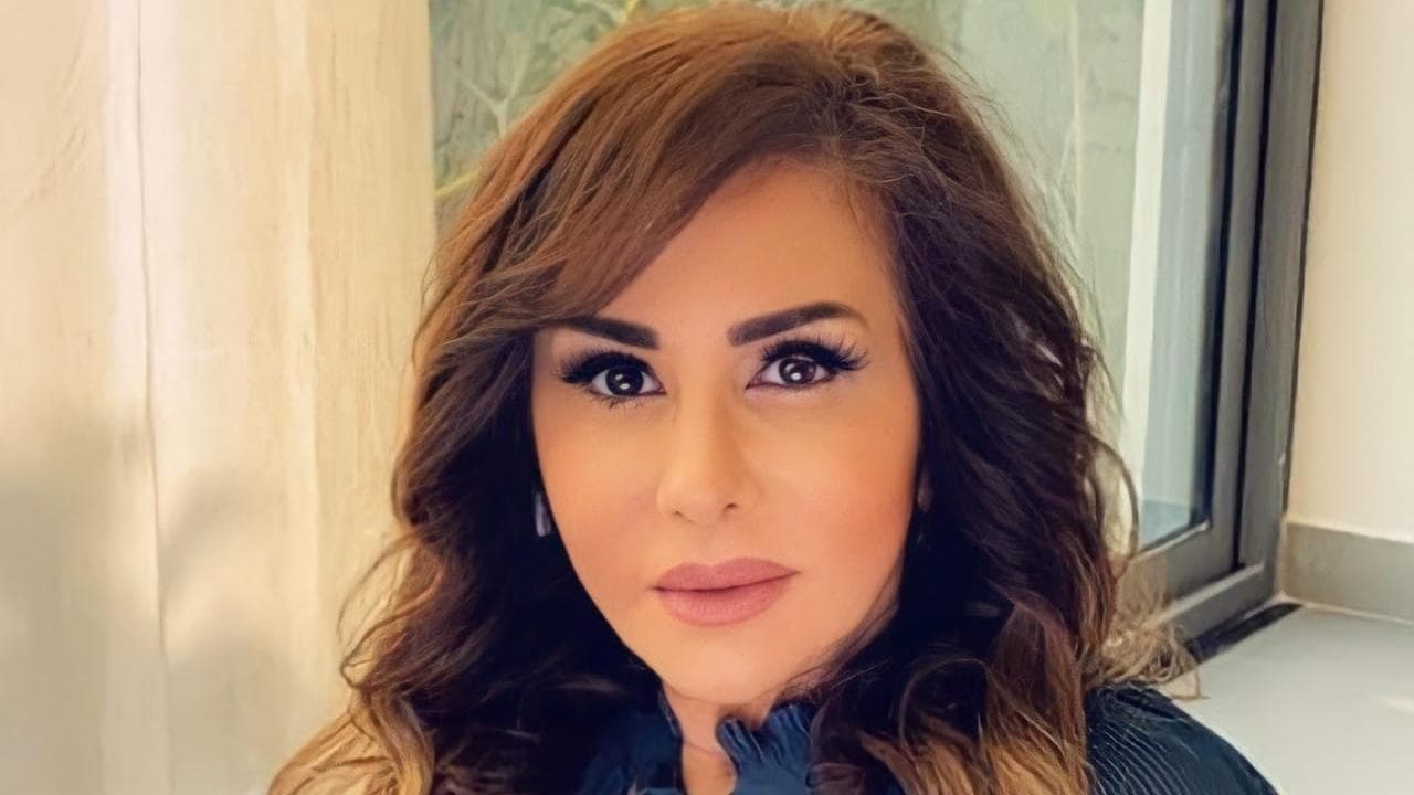 الفنانة مها المصر ي