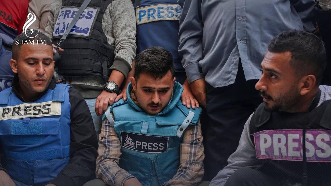 "شام إف إم" تنضم إلى الوقفة التضامنية حداداً على شهداء الصحافة في فلسطين 