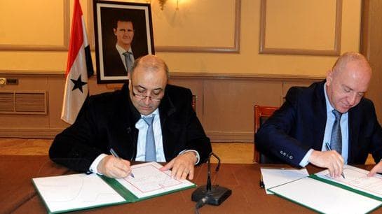 وزارة السياحة تعقد اتفاقية تعاون مشترك في مجال التأهيل والتدريب