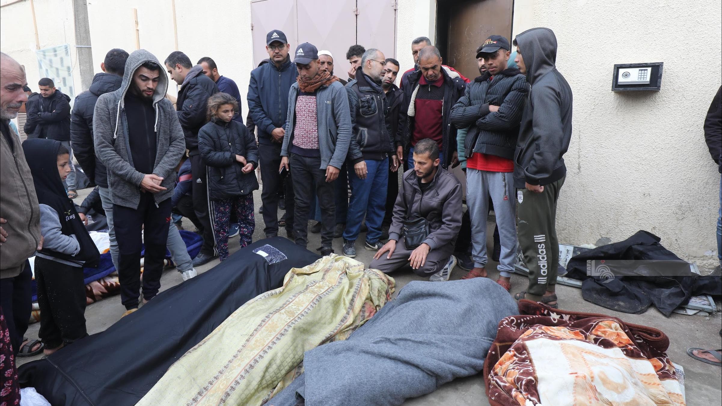 شهداء باستهداف شرطة تأمين المساعدات في غزة.. وكتائب القسام توقع قتلى بين جنود الاحتلال