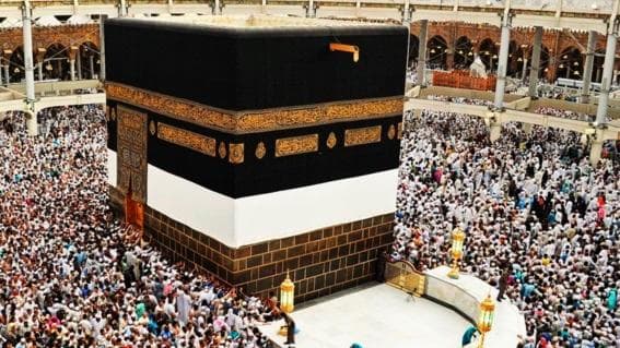 الذهب هو السلعة الأكثر أماناً للادخار.. وتساؤلات حول قرار المركزي الخاص بتقاضي تكاليف الحج بالدولار