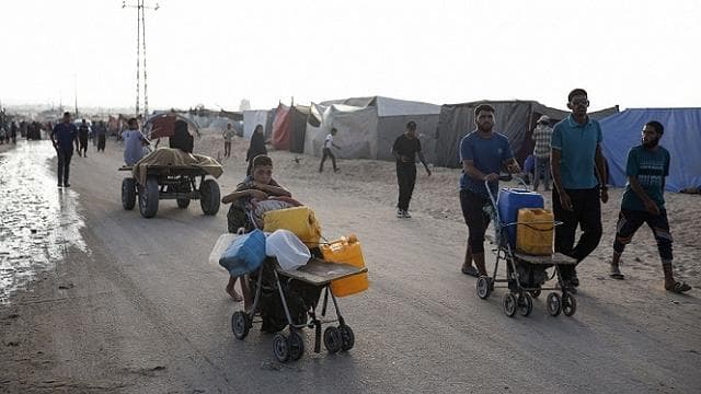 الأونروا: سكان غزة يعيشون حياة بائسة للغاية والحل الوحيد تقديم المزيد من المساعدات للأهالي غزة