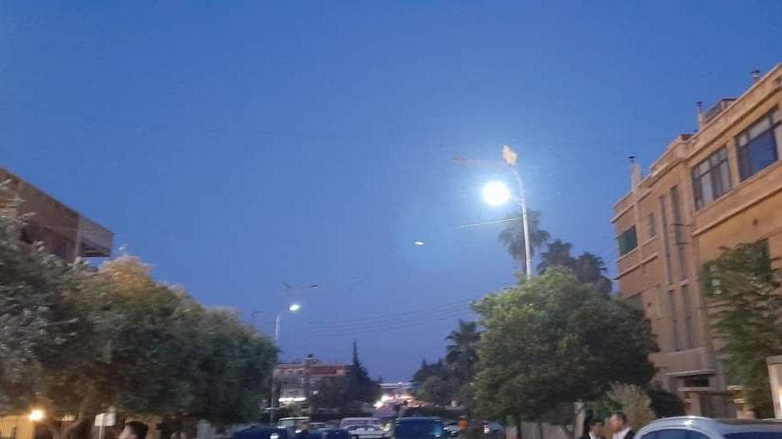 تركيب أجهزة إنارة على الطاقة الشمسية في شوارع العاصمة بمنحة صينية 
