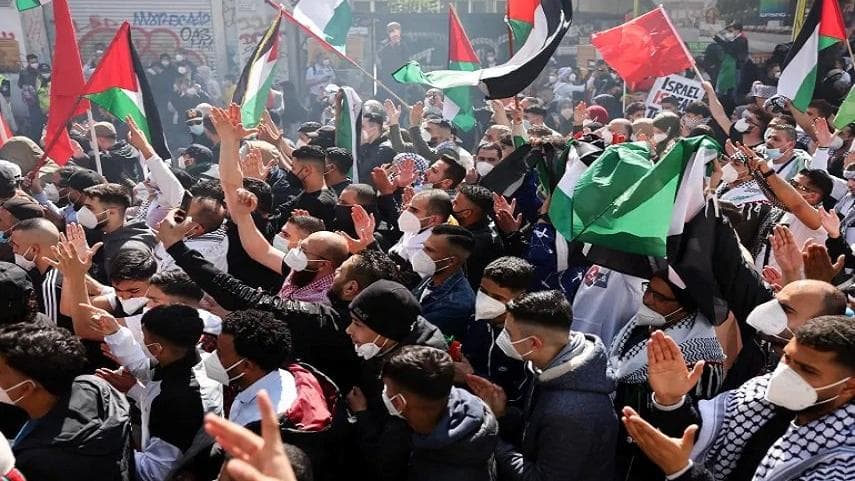 مسيرات تضامنية مع فلسطين في روما ولندن