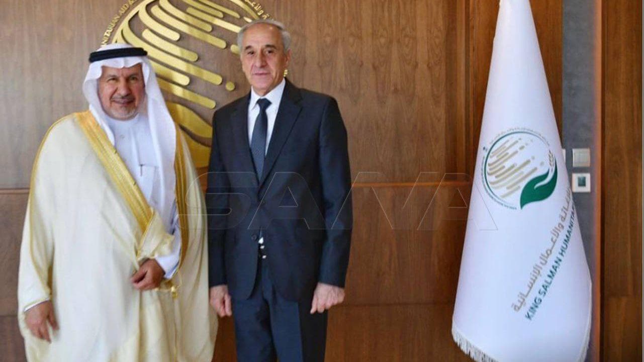 السفير السوري في السعودية يلتقي المشرف العام على مركز الإغائة والأعمال الإنسانية في الرياض 