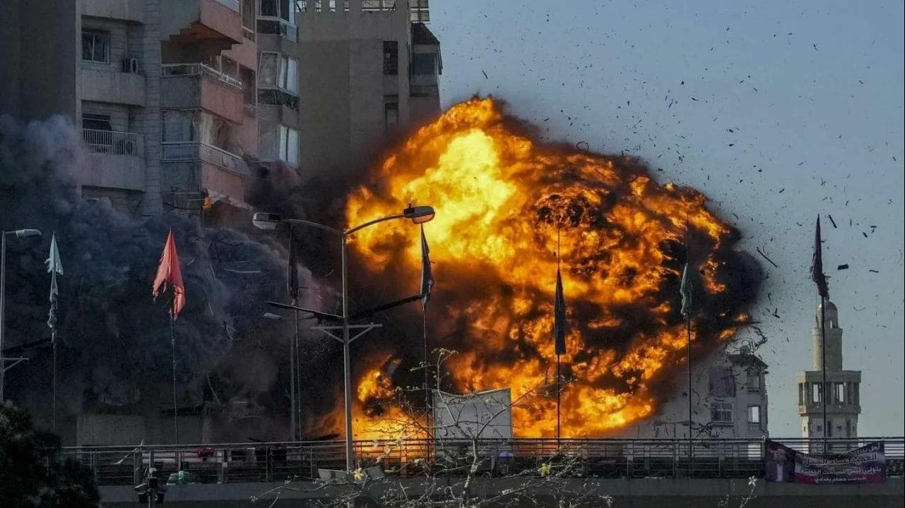 الضاحية الجنوبية وصور تحت نيران العدوان