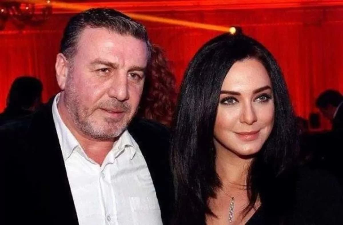 سلاف فواخرجي ووائل رمضان